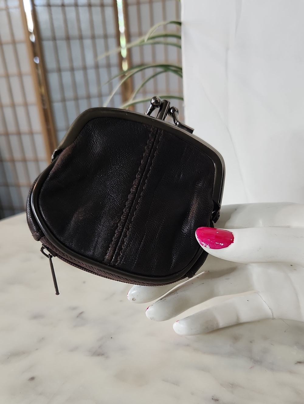 Vintage Brown Leather Kiss-Lock Coin Purse